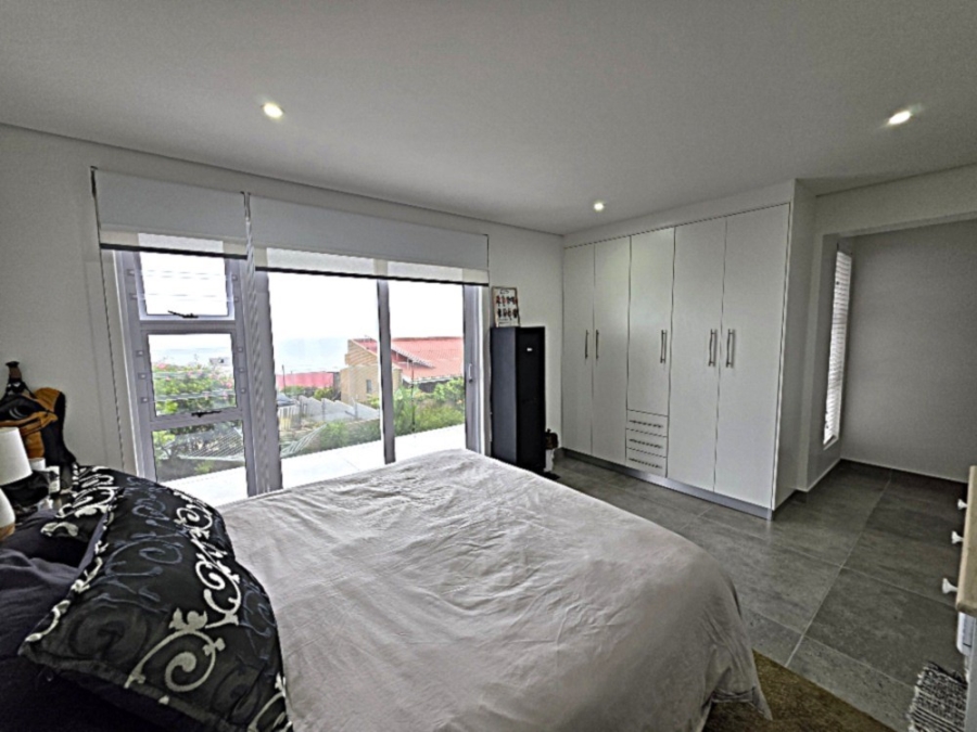 3 Bedroom Property for Sale in Dana Bay Western Cape